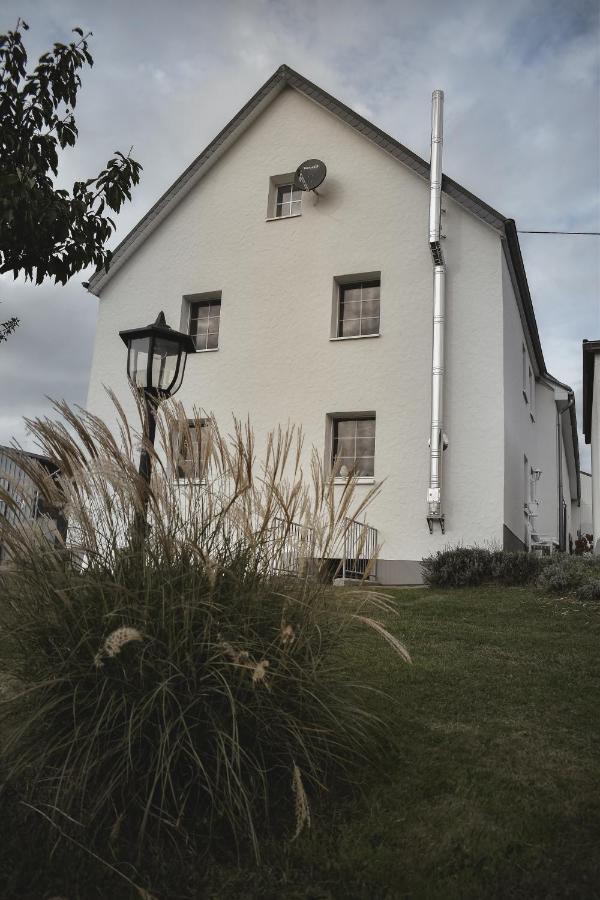 Wohlfuehl-Ferienhaus Eifel-Landurlaub Mit Herz Dahlem  Exterior foto